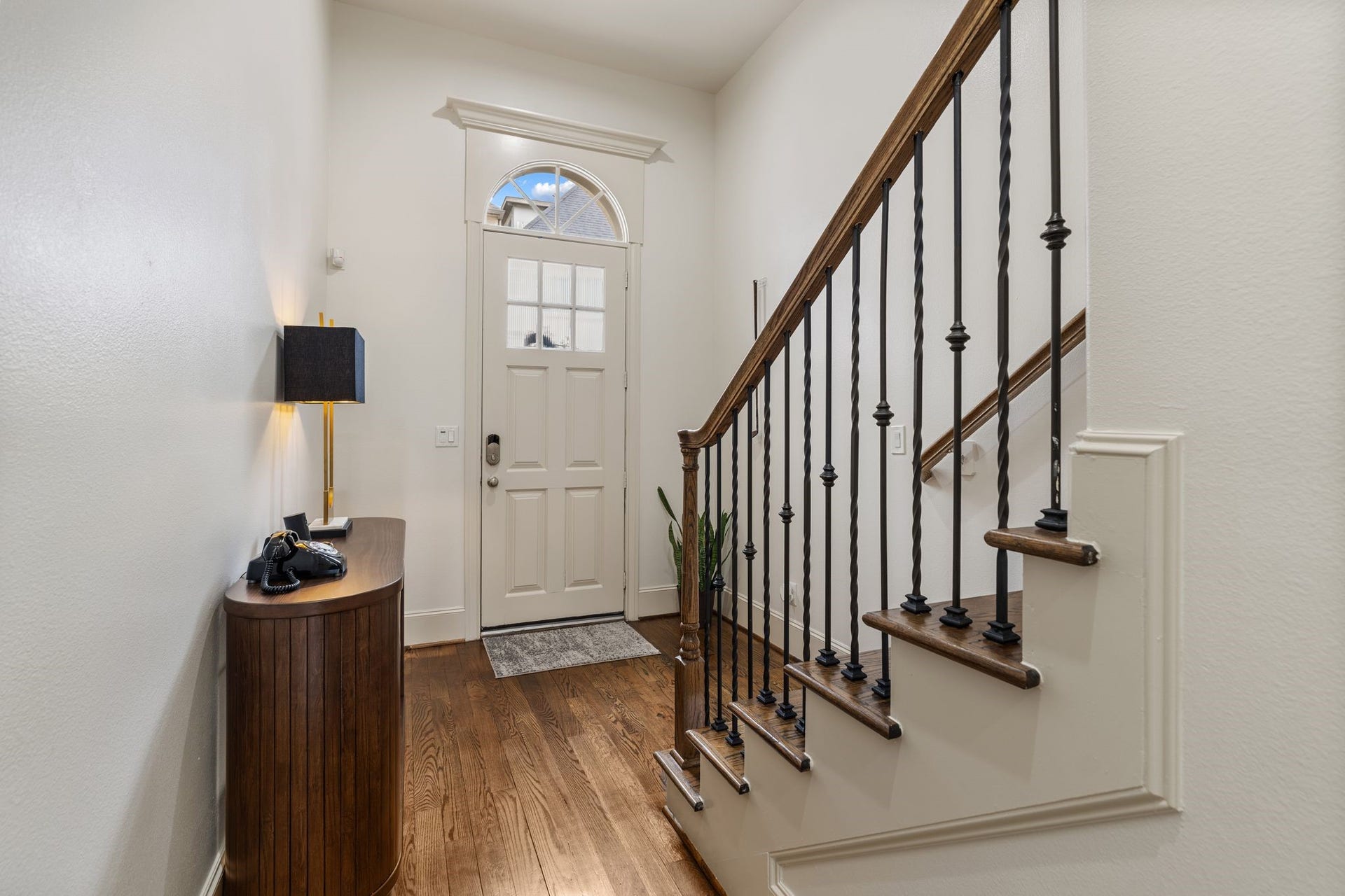 1337 W 24th Street, Houston, TX 77008 This home offers tenants the walkability to step right out their front door and stroll over to local favorites like Crisp, Tony's and Cedar Creek to meet friends.