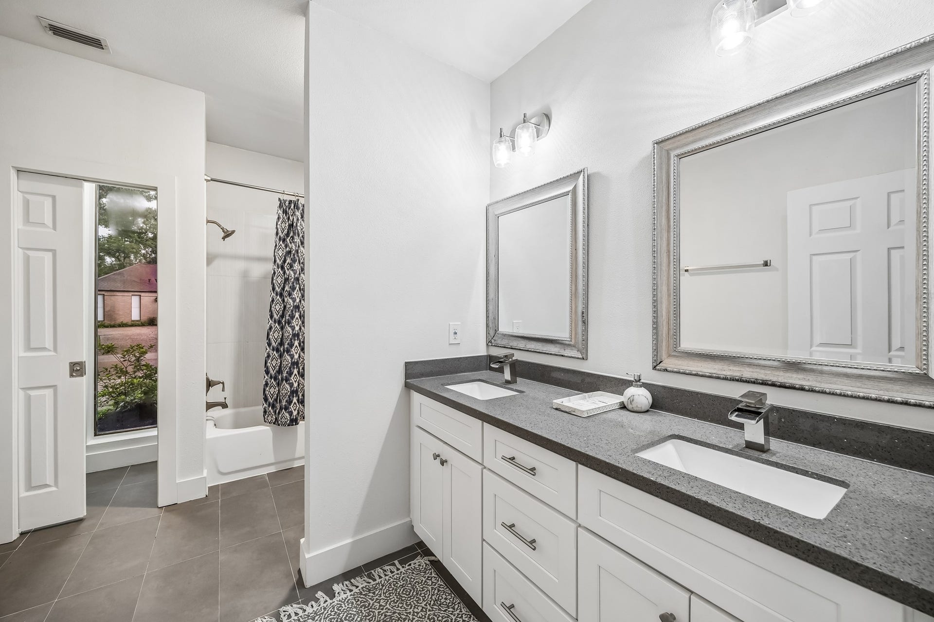 3203 Deep River Court, Kingwood, TX 77339