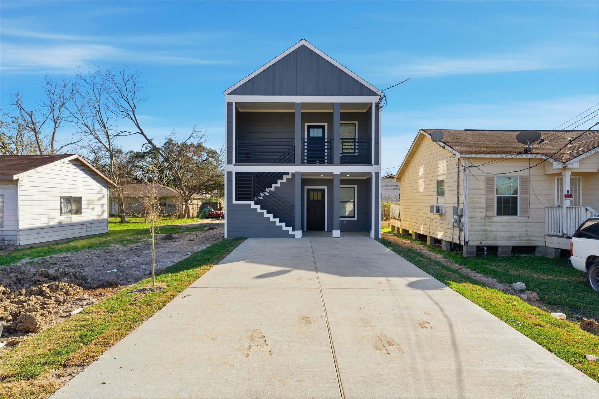9815 Tuffly Street, Houston, TX 77029 9815 Tuffly Street, Houston, TX 77029