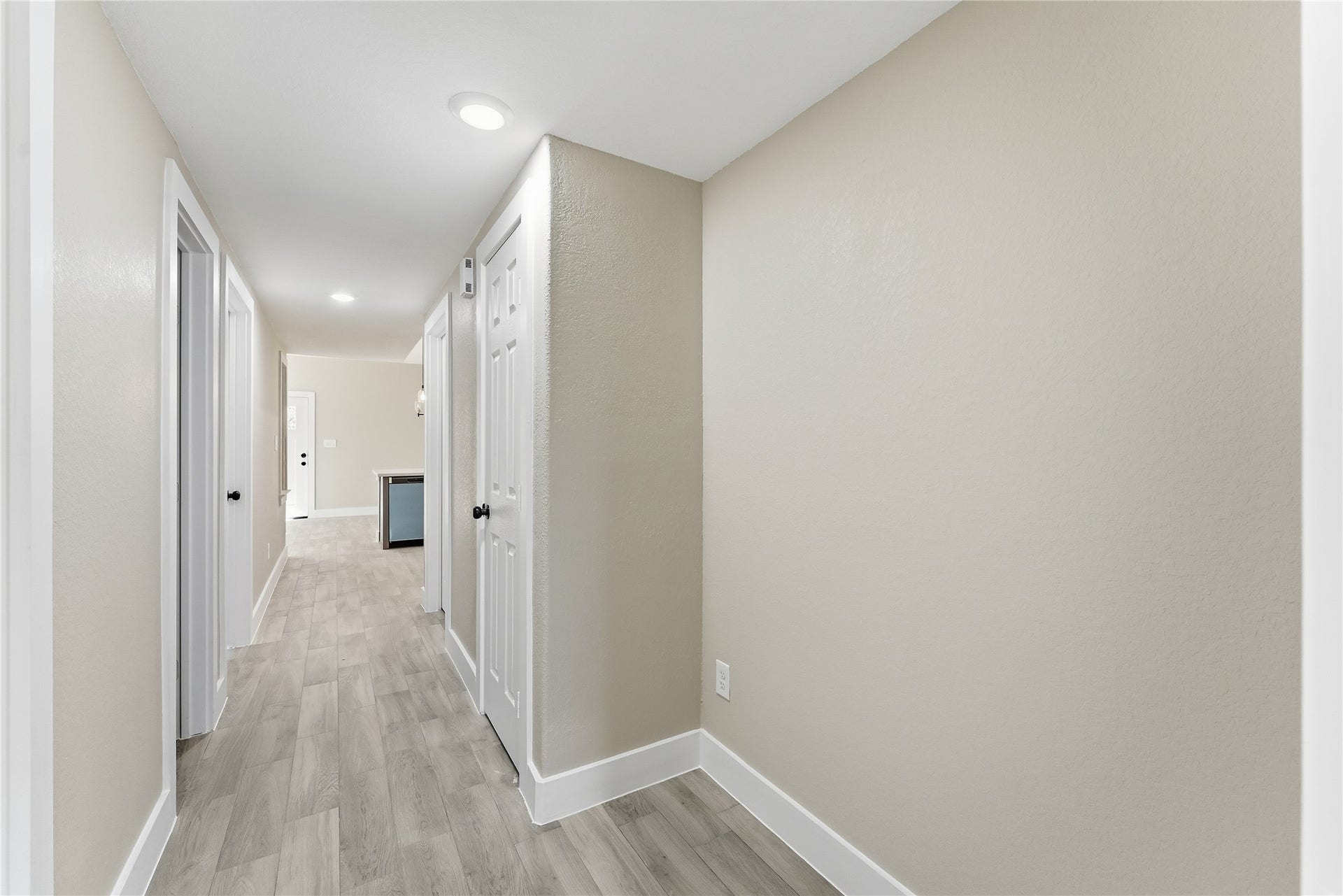 9815 Tuffly Street, Houston, TX 77029 9815 Tuffly Street, Houston, TX 77029
