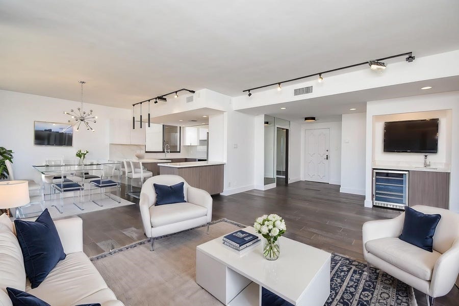 Property photo for 49 Briar Hollow Lane, #406, Houston, TX