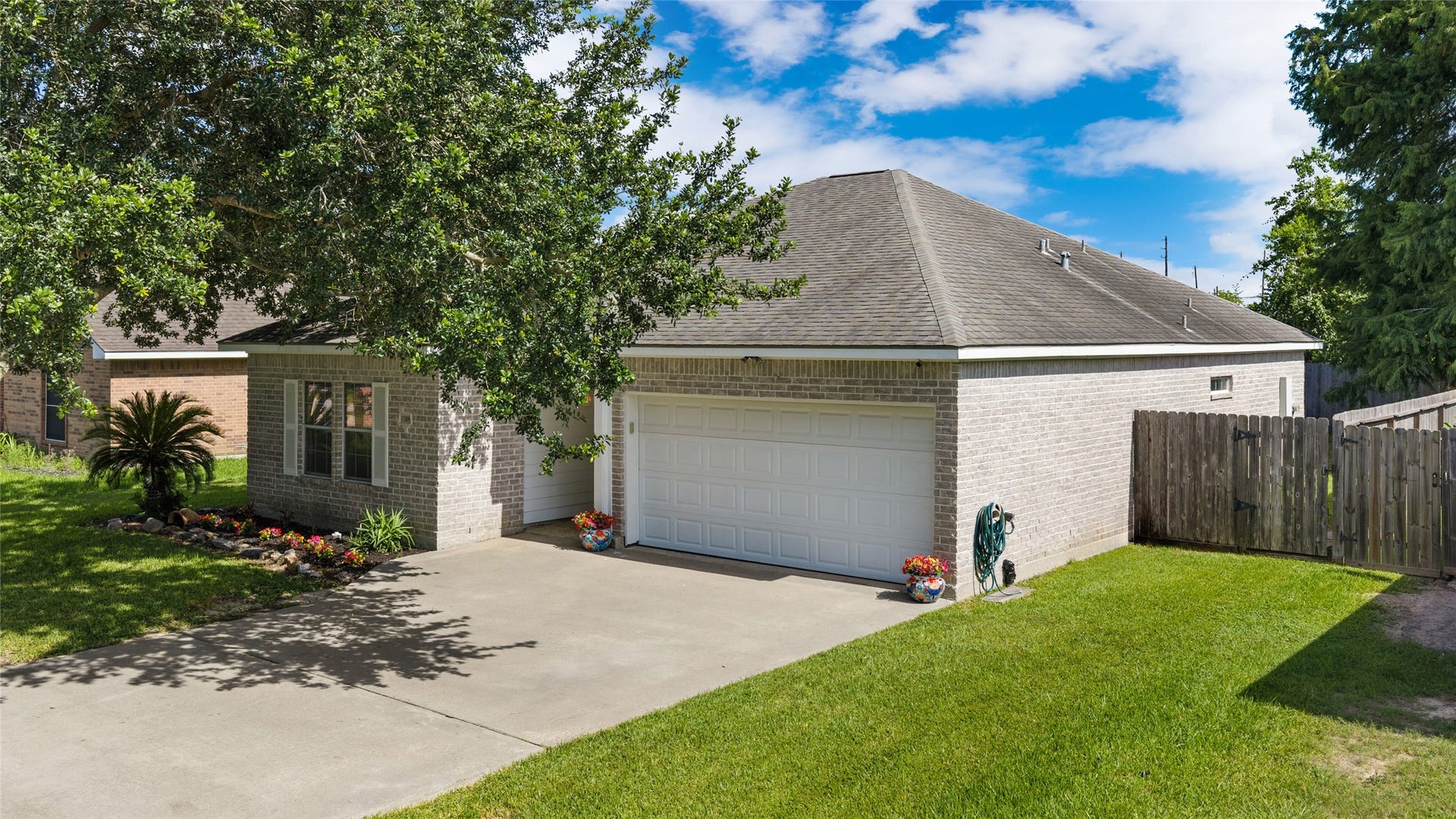 13318 Colton Lane, Santa Fe, TX 77510 13318 Colton Lane, Santa Fe, TX 77510