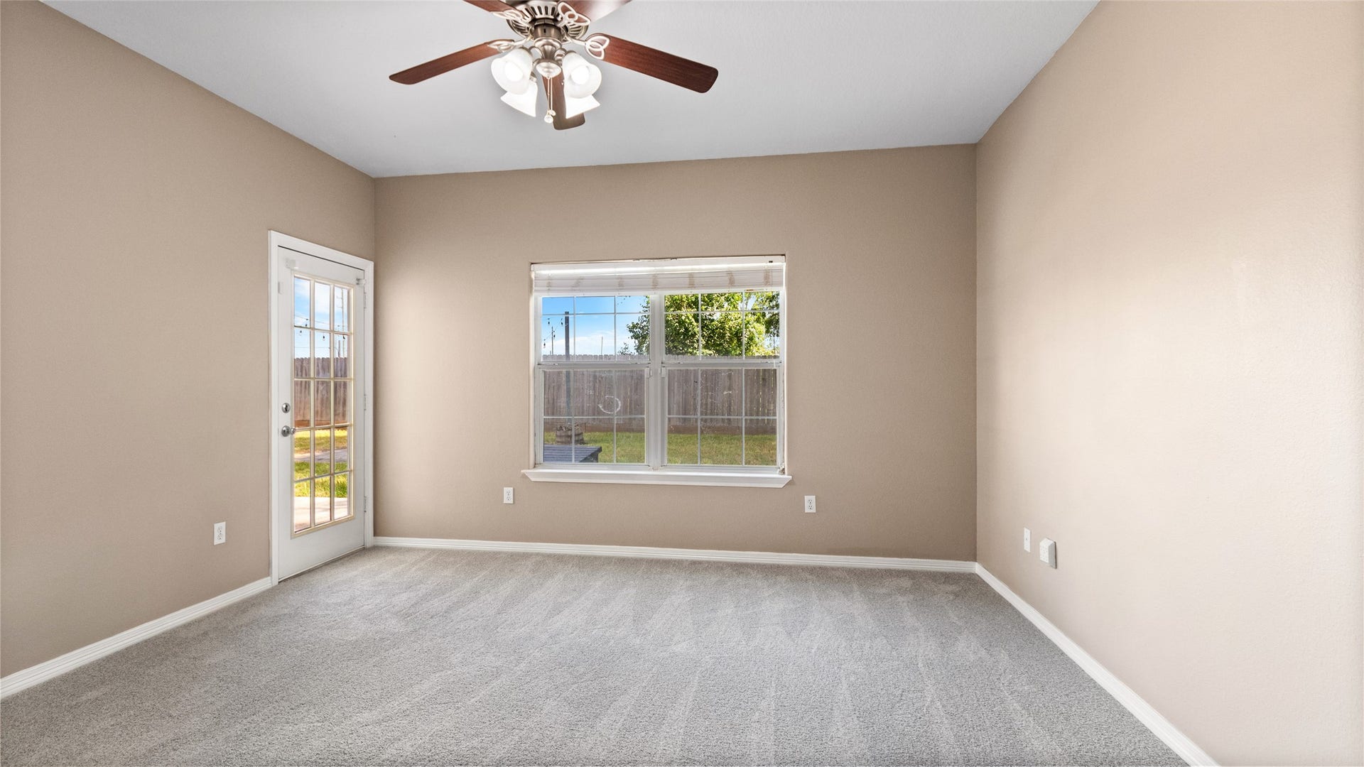 13318 Colton Lane, Santa Fe, TX 77510 Primary Bedroom