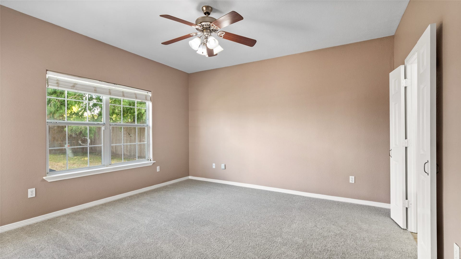 13318 Colton Lane, Santa Fe, TX 77510 Primary Bedroom