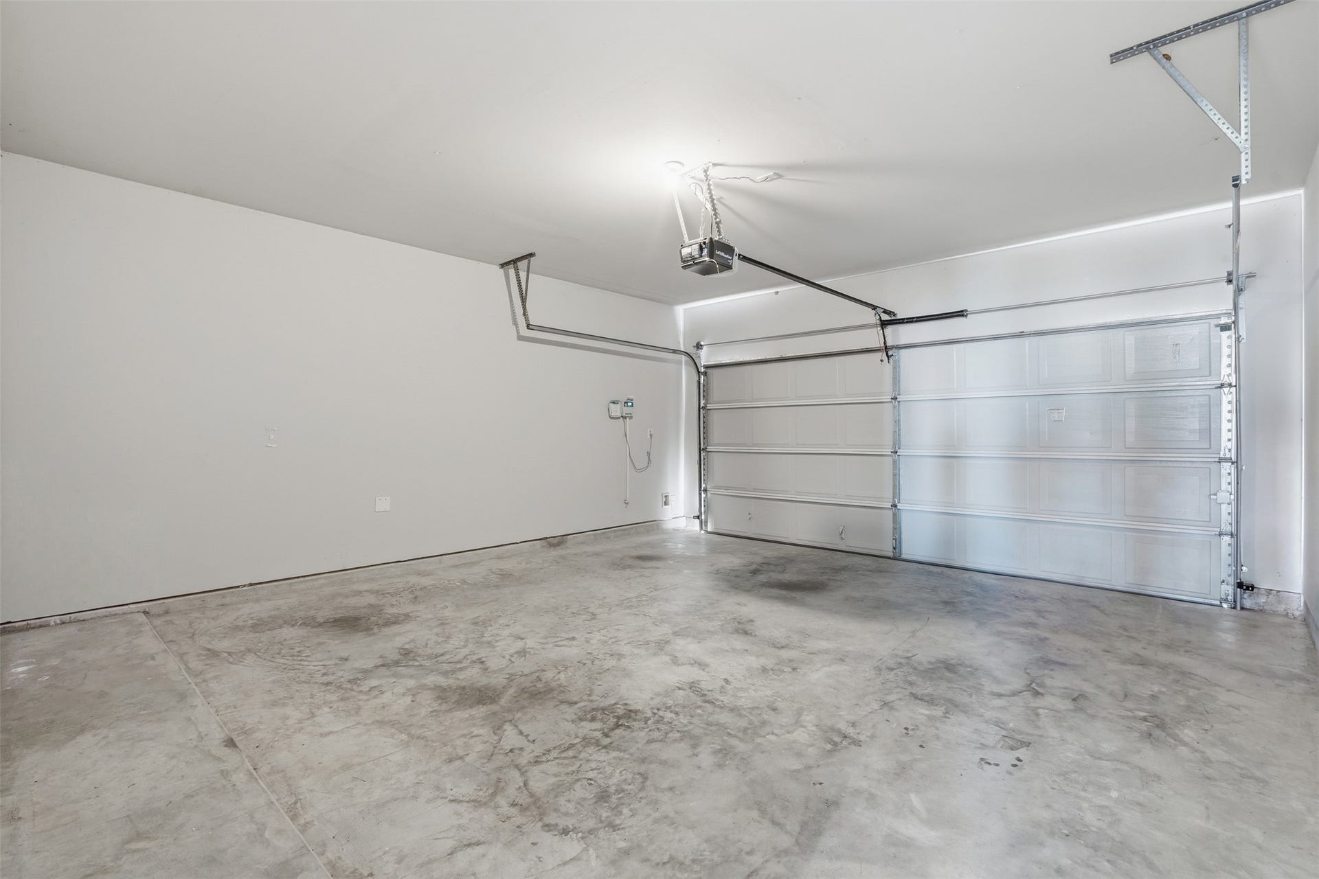 3605 Cub Drive, Conroe, TX 77301 3605 Cub Drive, Conroe, TX 77301