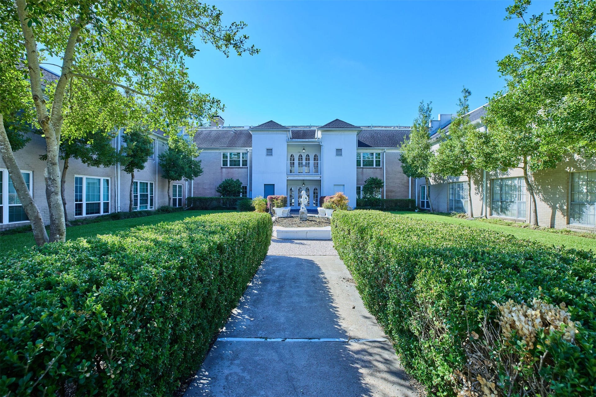 2600 Bellefontaine Street, #A24, Houston, TX 77025 2600 Bellefontaine Street, #A24, Houston, TX 77025