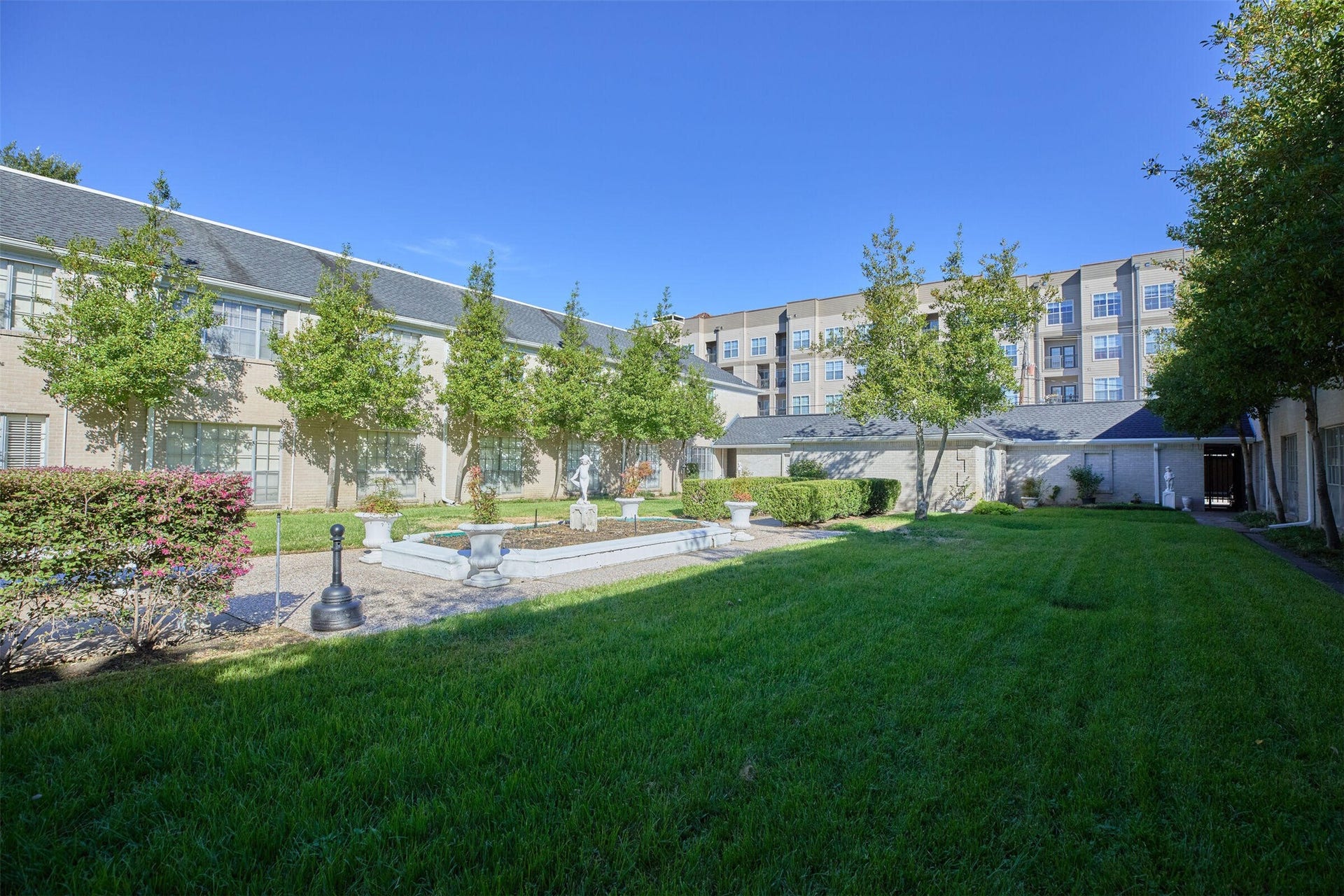 2600 Bellefontaine Street, #A24, Houston, TX 77025 2600 Bellefontaine Street, #A24, Houston, TX 77025