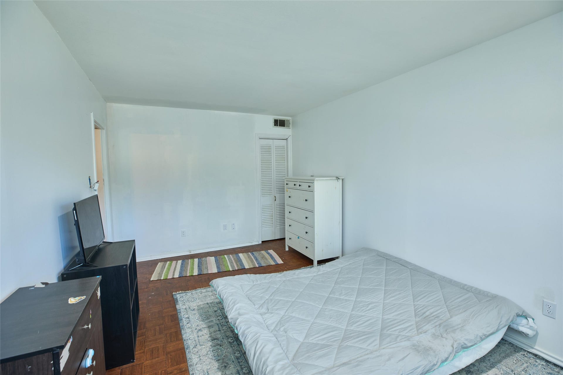 2600 Bellefontaine Street, #A24, Houston, TX 77025 2600 Bellefontaine Street, #A24, Houston, TX 77025