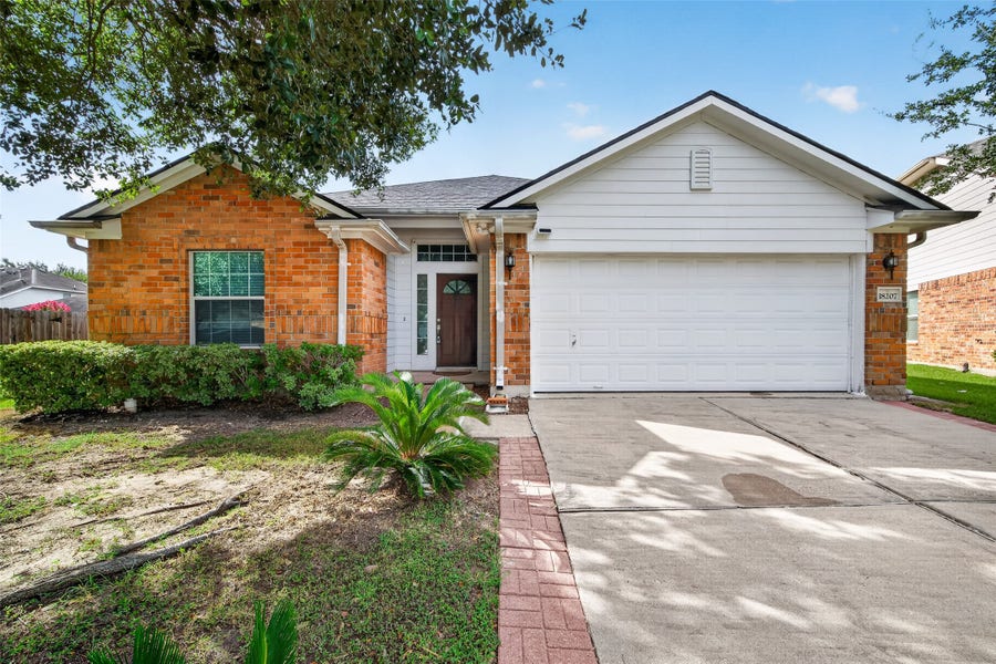 Property photo for 18207 Eton Ridge Court, Richmond, TX