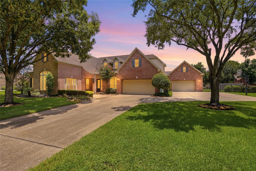Property photo for 38 Highclere Park Drive, Spring, TX