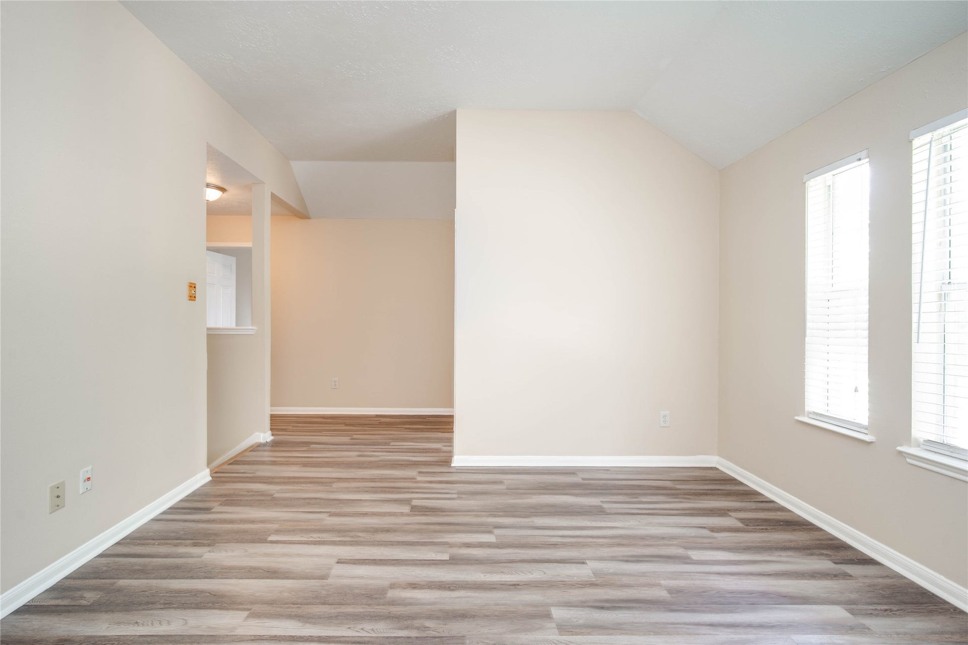 22810 W Waterlake Drive, Richmond, TX 77406