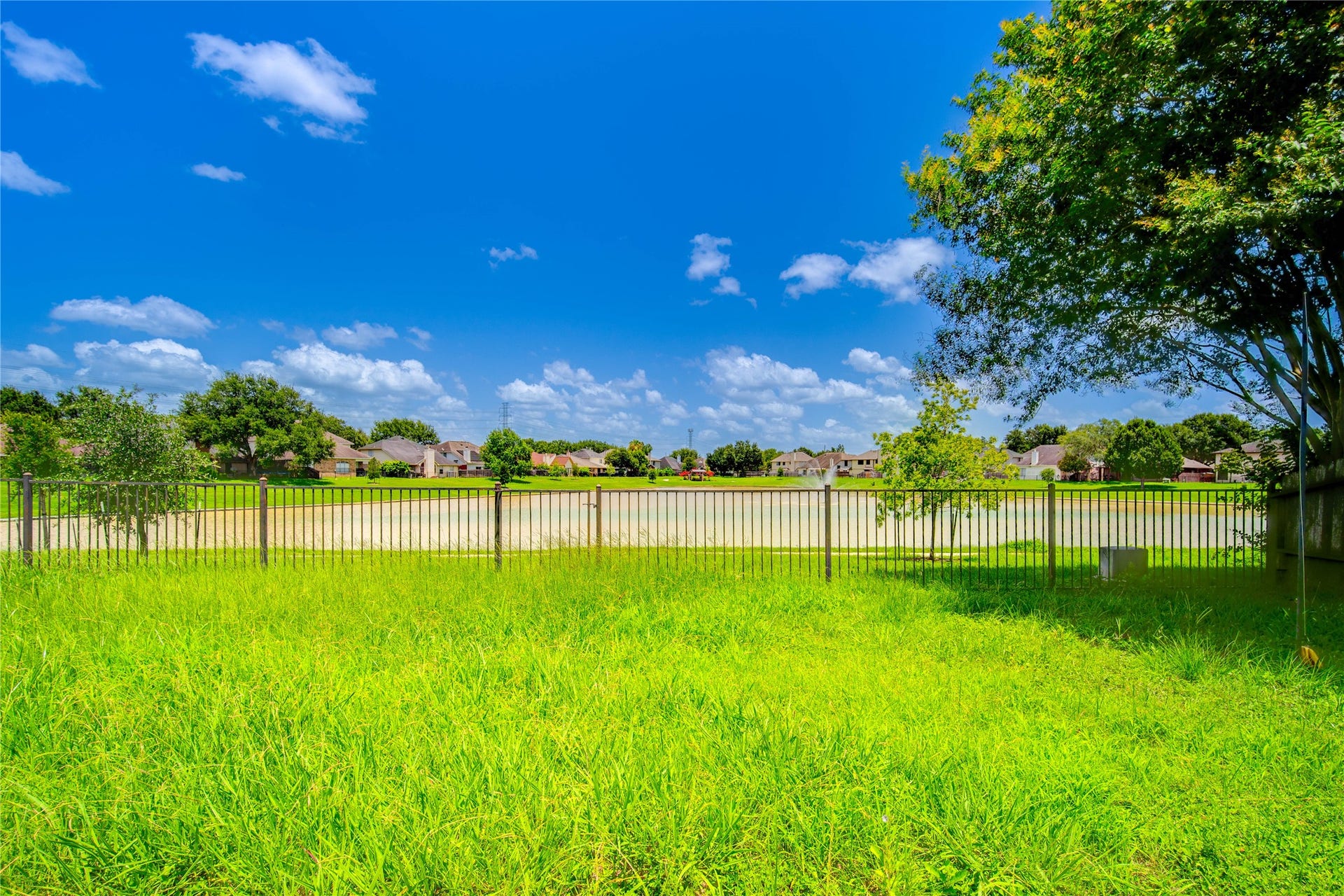 22810 W Waterlake Drive, Richmond, TX 77406