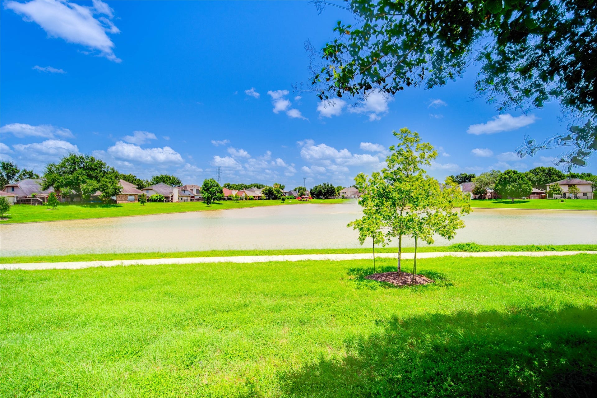 22810 W Waterlake Drive, Richmond, TX 77406