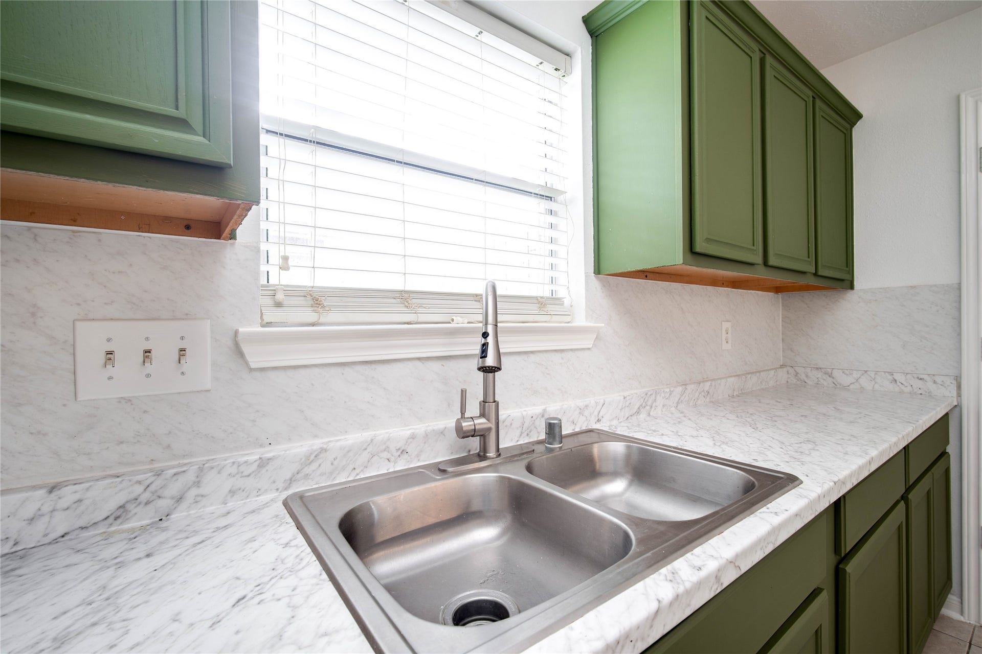 22810 W Waterlake Drive, Richmond, TX 77406