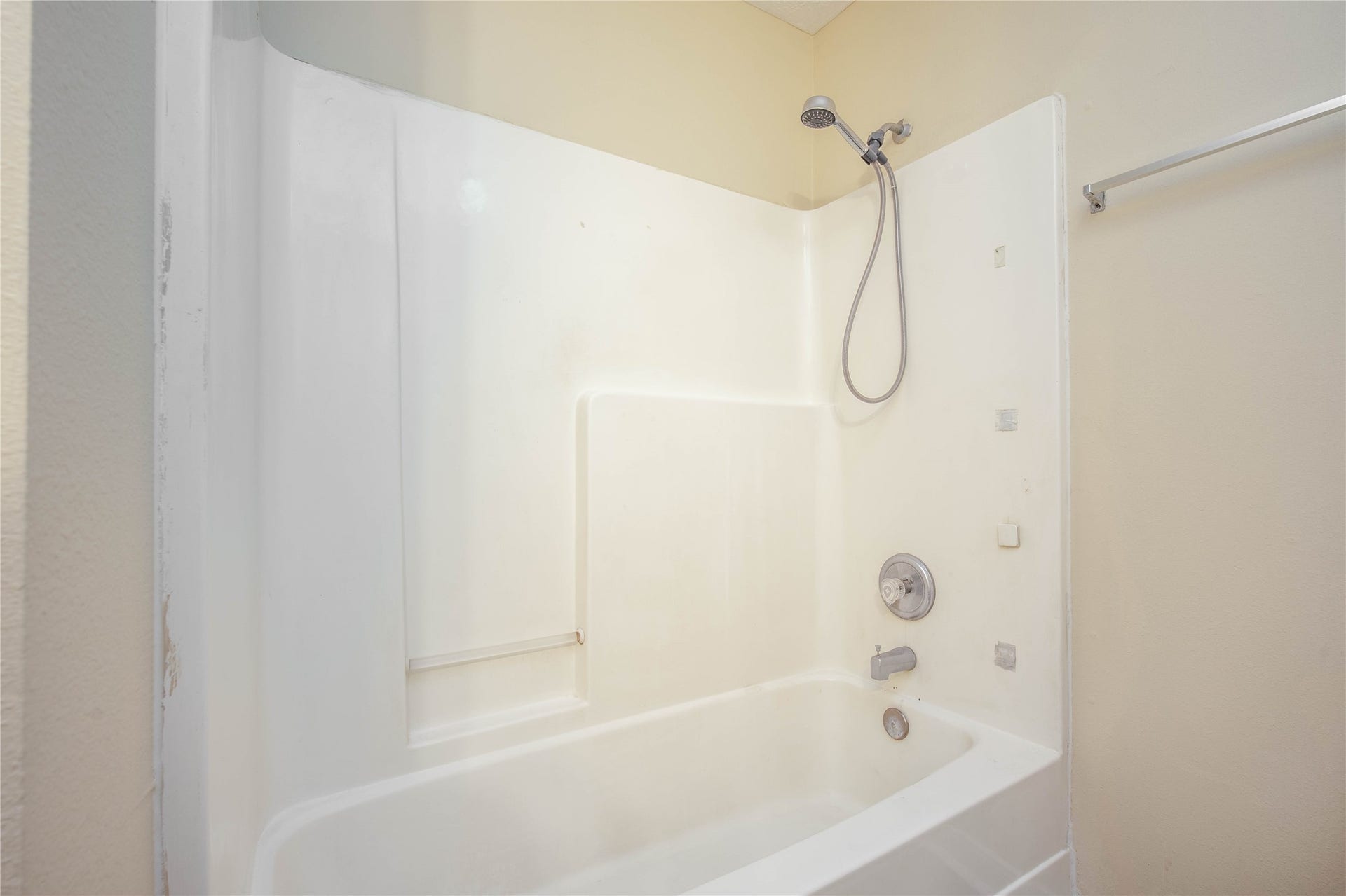 22810 W Waterlake Drive, Richmond, TX 77406