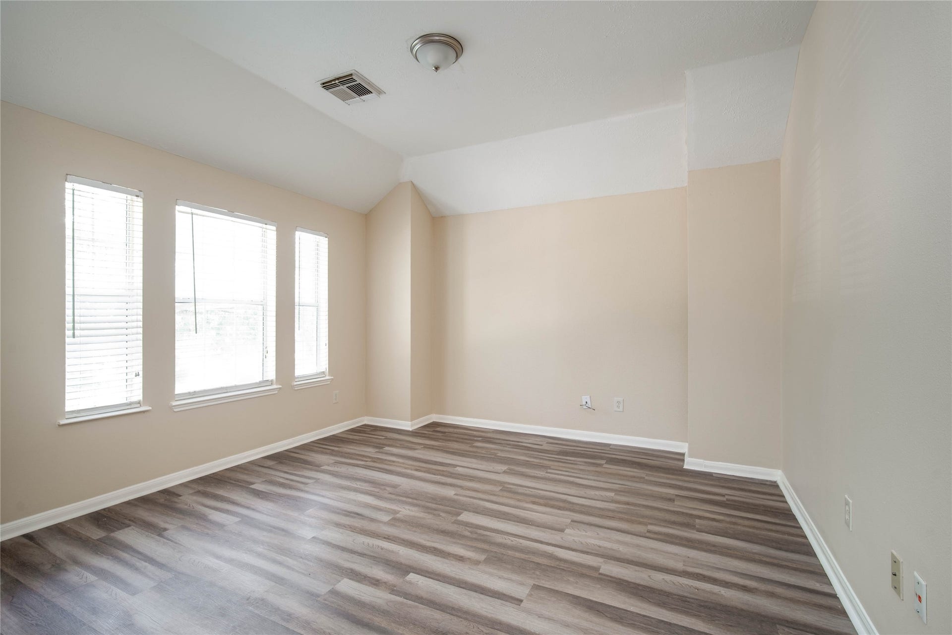 22810 W Waterlake Drive, Richmond, TX 77406