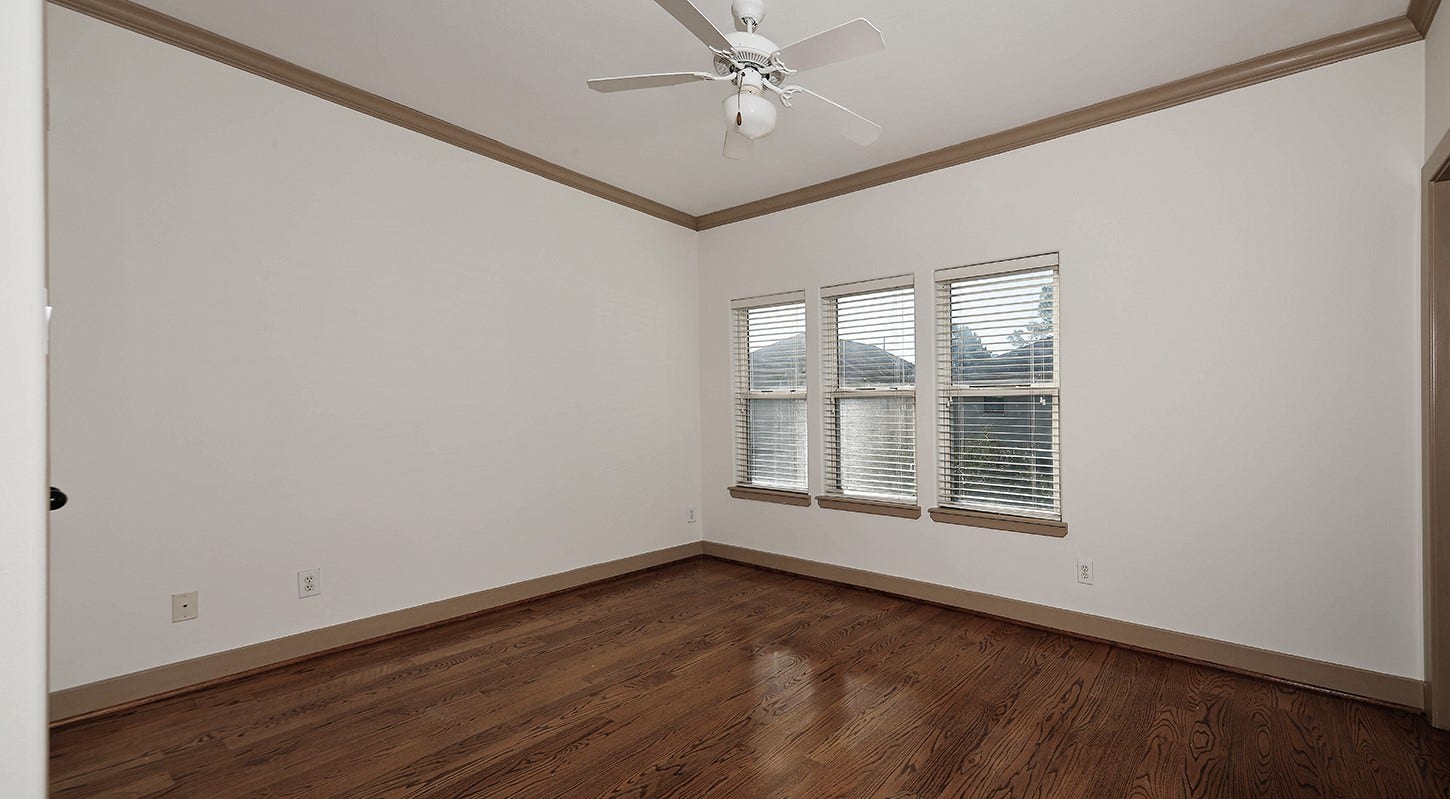 3rd Floor - Versatile En-suite Bedroom #3 / Study / Exercise  or Craft Room