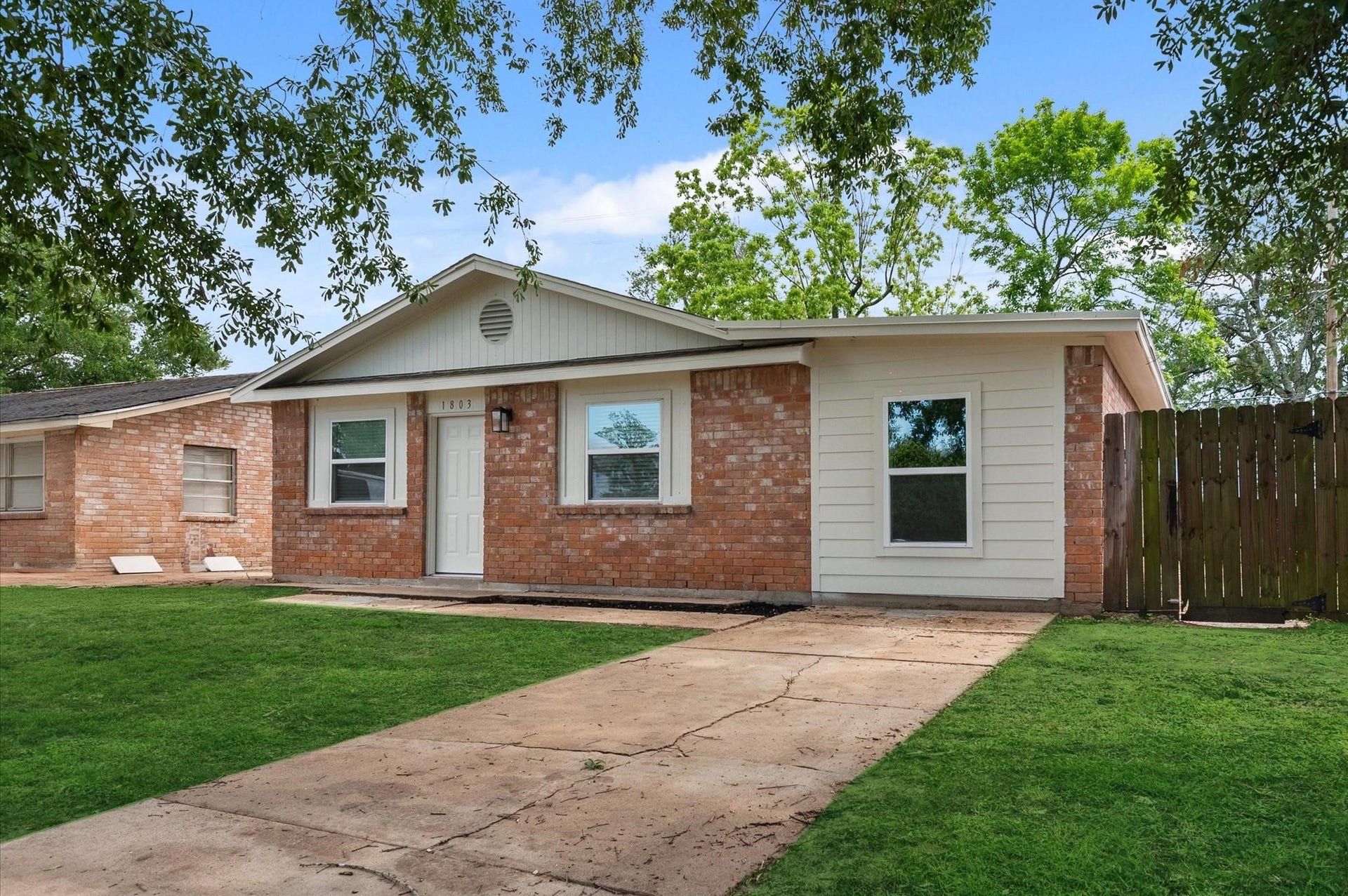 1803 Cardinal Drive, League City, TX 77573 1803 Cardinal Drive, League City, TX 77573