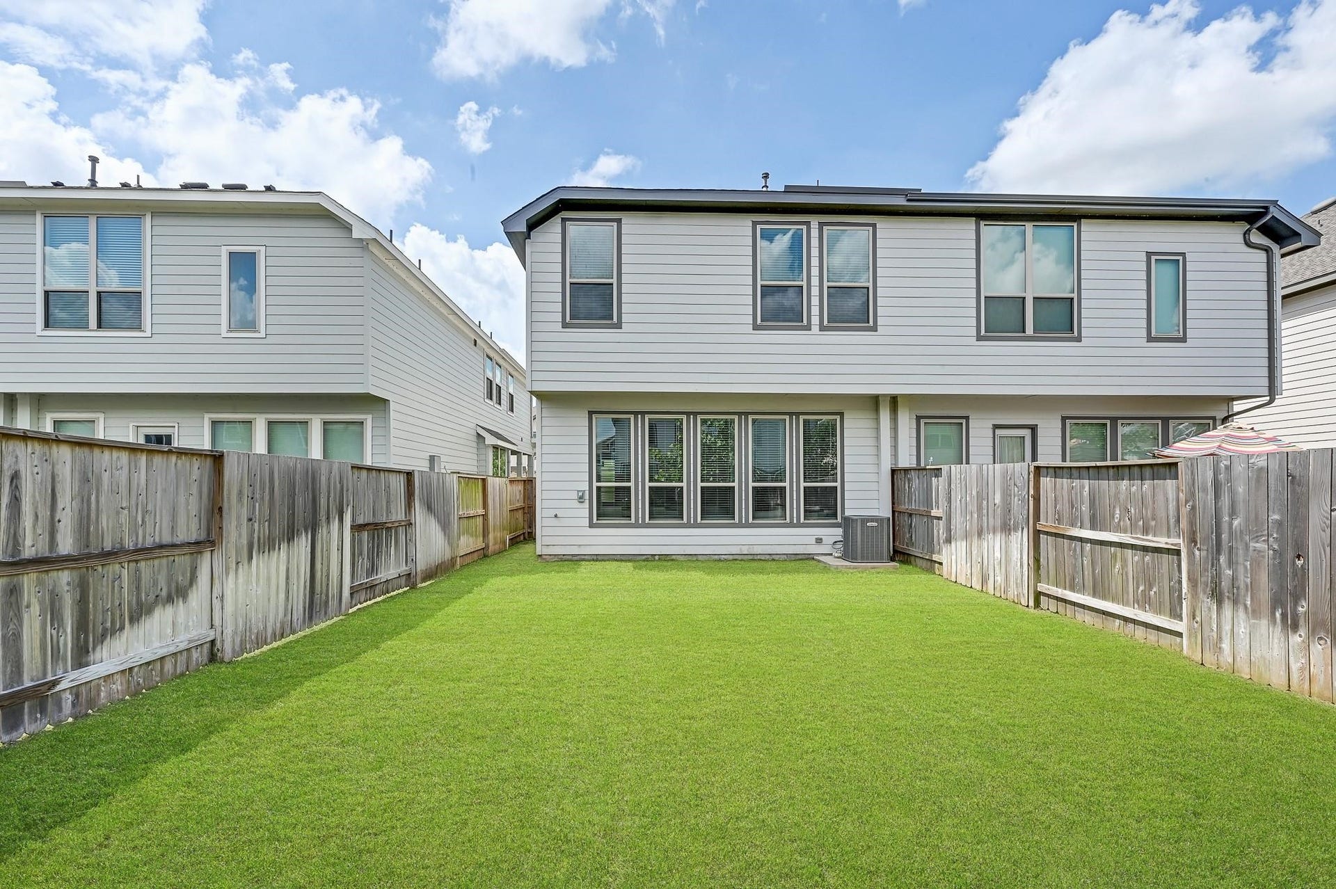 4027 Balboa Drive, Iowa Colony, TX 77583