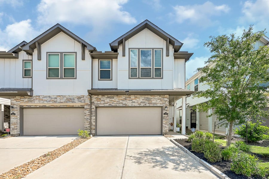 Property photo for 4027 Balboa Drive, Iowa Colony, TX