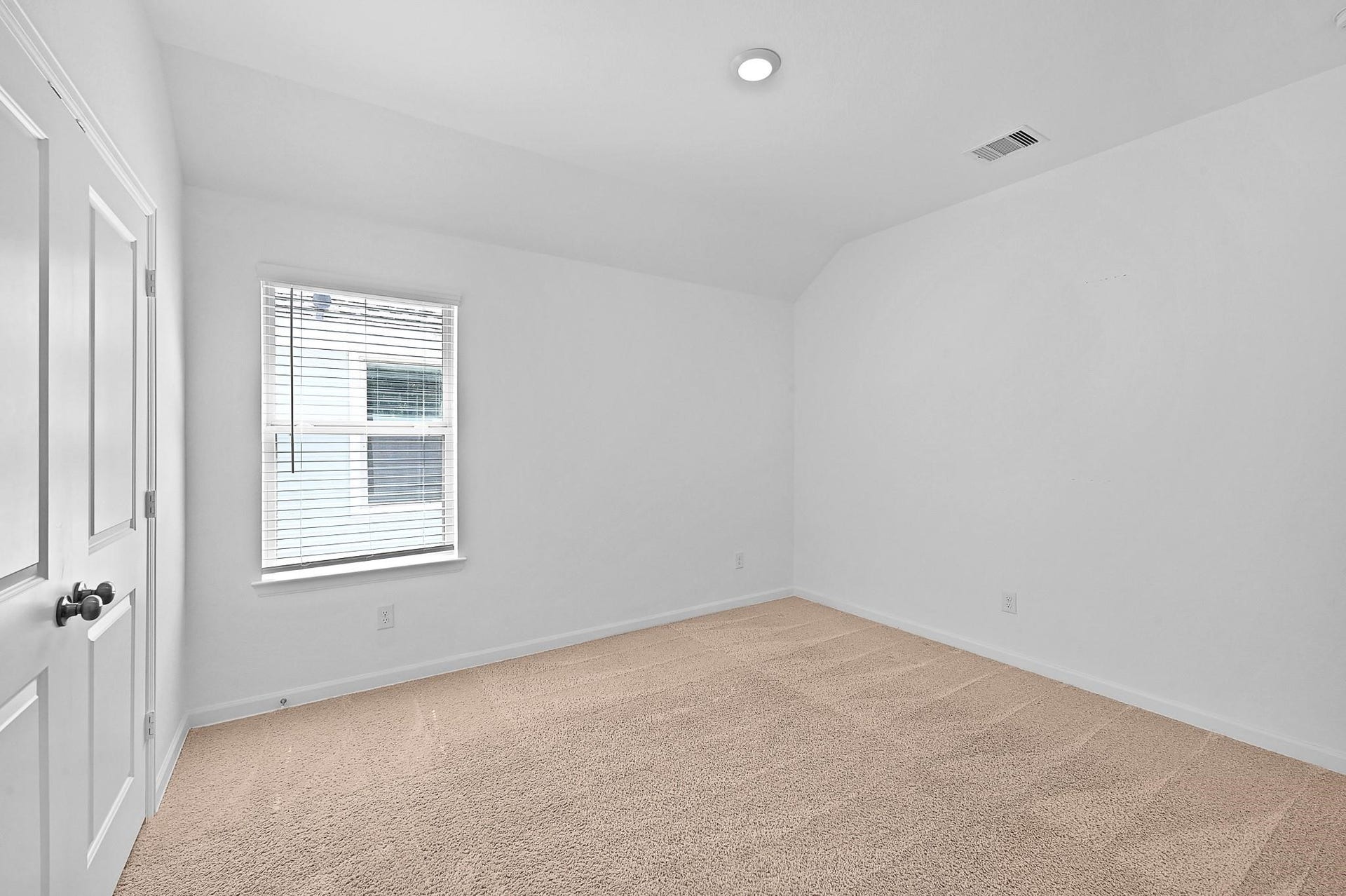 4027 Balboa Drive, Iowa Colony, TX 77583