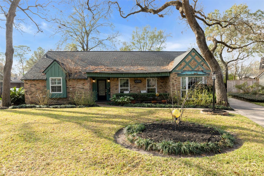 Property photo for 10155 Hazelhurst Drive, Houston, TX