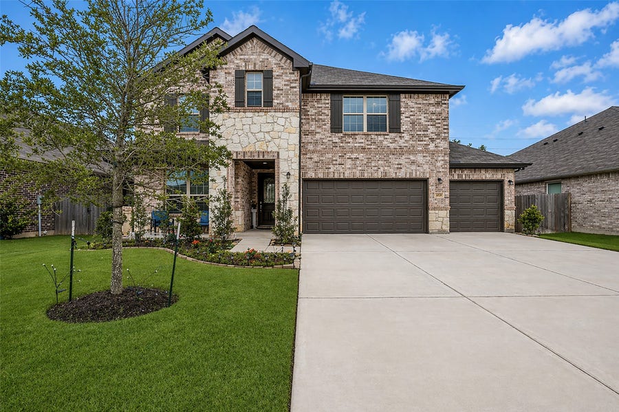 Property photo for 4608 Mustang Run Drive, Rosenberg, TX