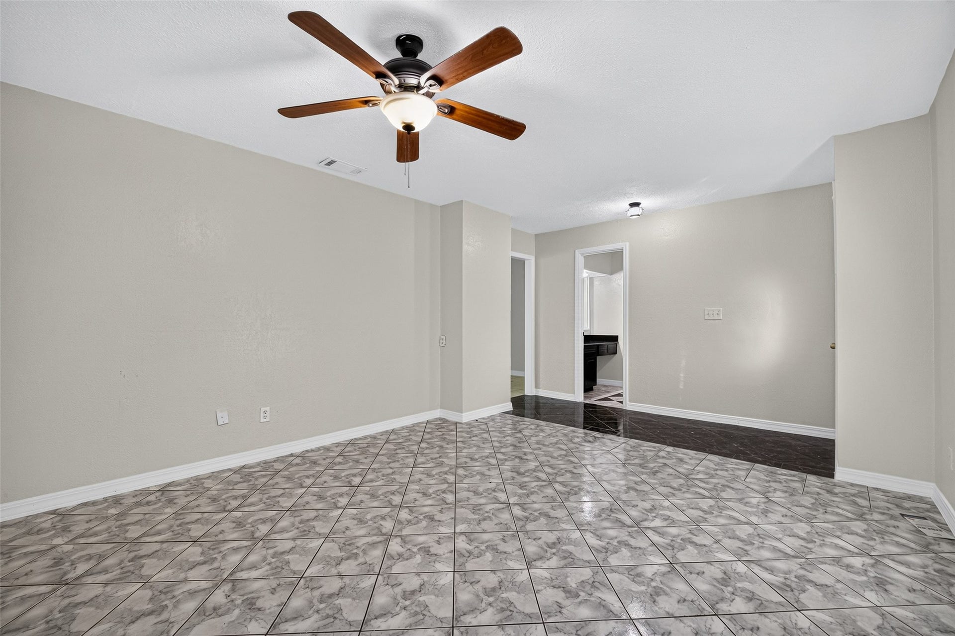 9026 Concho Street, Houston, TX 77036 9026 Concho Street, Houston, TX 77036