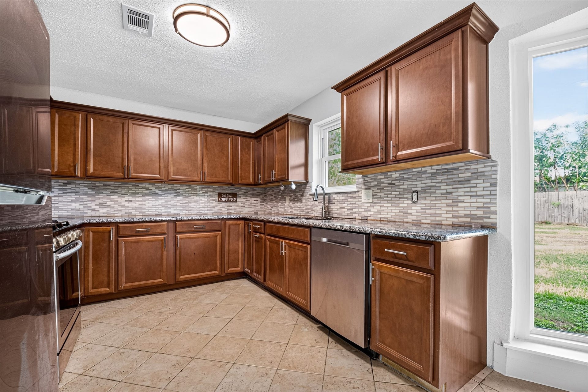 9026 Concho Street, Houston, TX 77036 9026 Concho Street, Houston, TX 77036