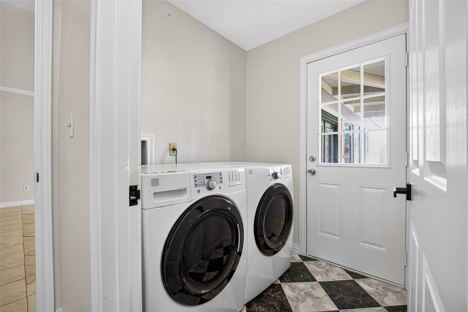 9026 Concho Street, Houston, TX 77036 9026 Concho Street, Houston, TX 77036