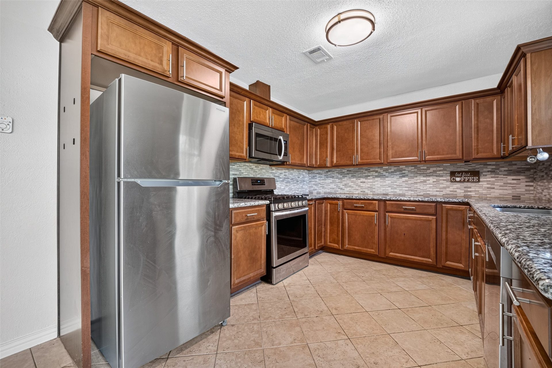 9026 Concho Street, Houston, TX 77036 9026 Concho Street, Houston, TX 77036