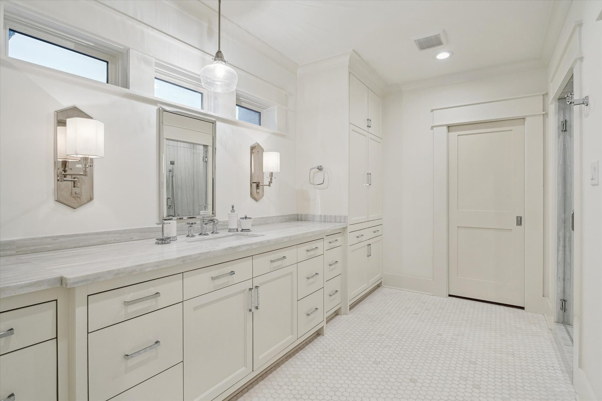 1702 South Boulevard, Houston, TX 77098 1702 South Boulevard, Houston, TX 77098