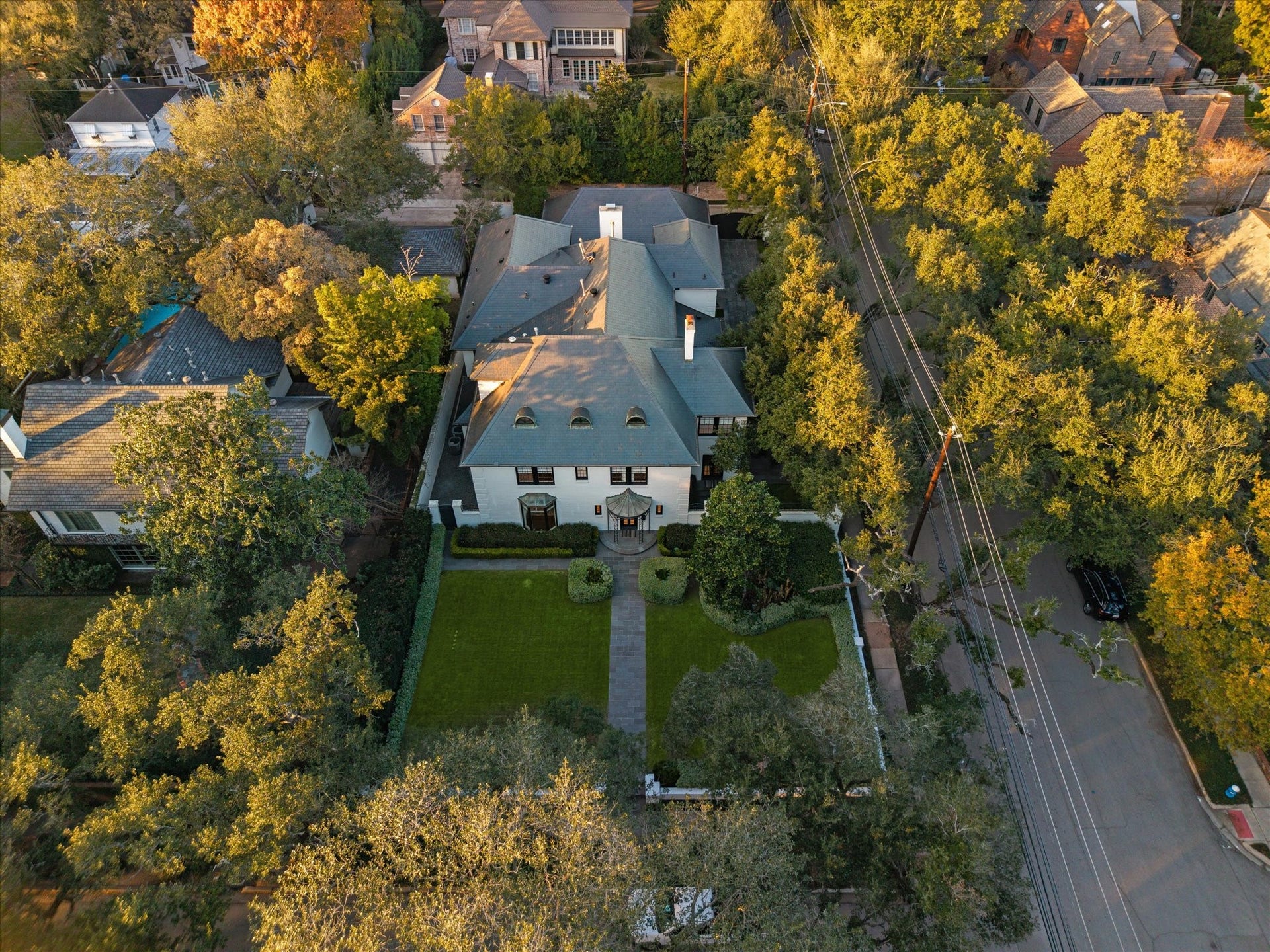 1702 South Boulevard, Houston, TX 77098 1702 South Boulevard, Houston, TX 77098