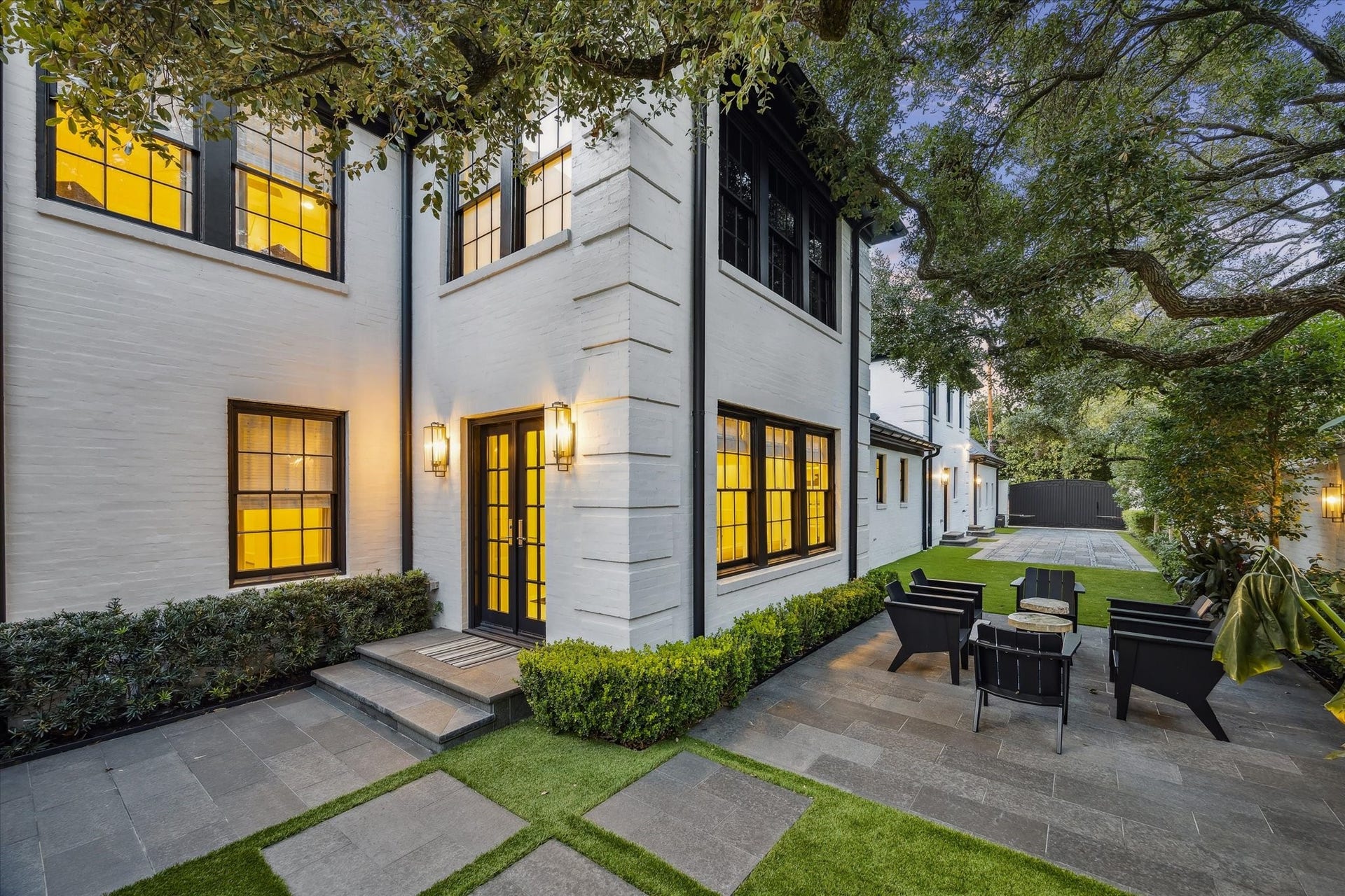 1702 South Boulevard, Houston, TX 77098 1702 South Boulevard, Houston, TX 77098