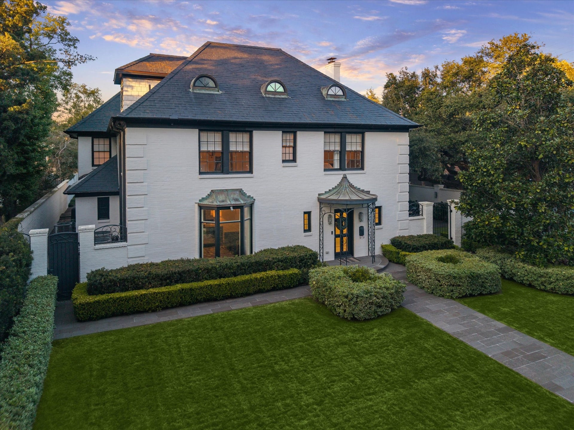 1702 South Boulevard, Houston, TX 77098 1702 South Boulevard, Houston, TX 77098