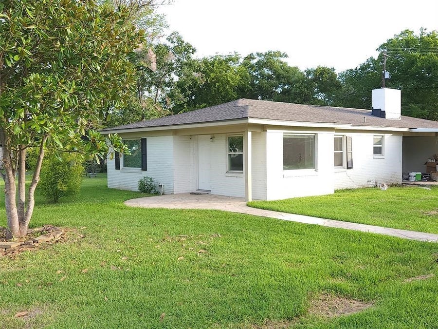 Property photo for 402 S Blackwell Street, La Porte, TX