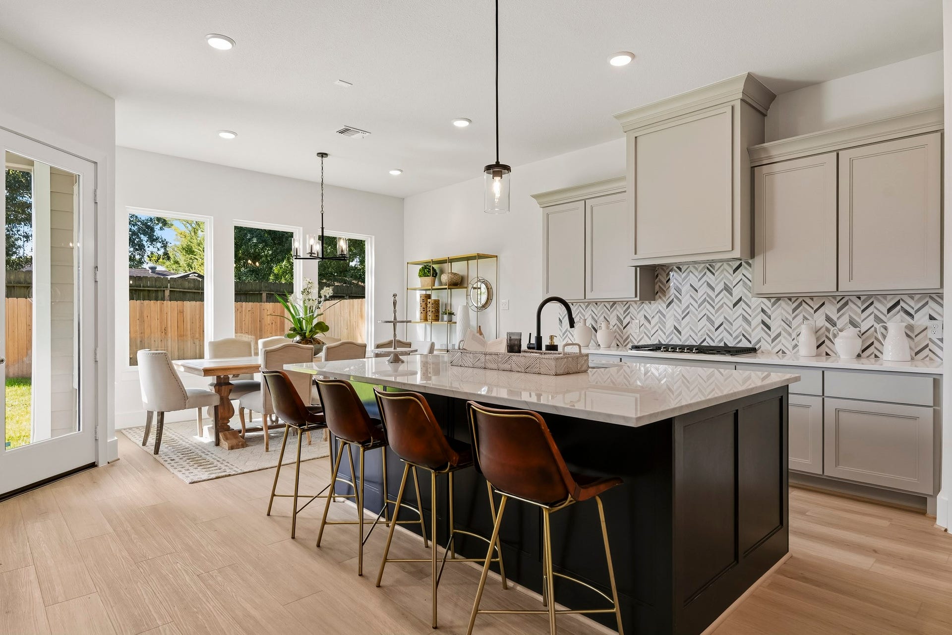 5109 Lido Lane, Houston, TX 77092 5109 Lido Lane, Houston, TX 77092