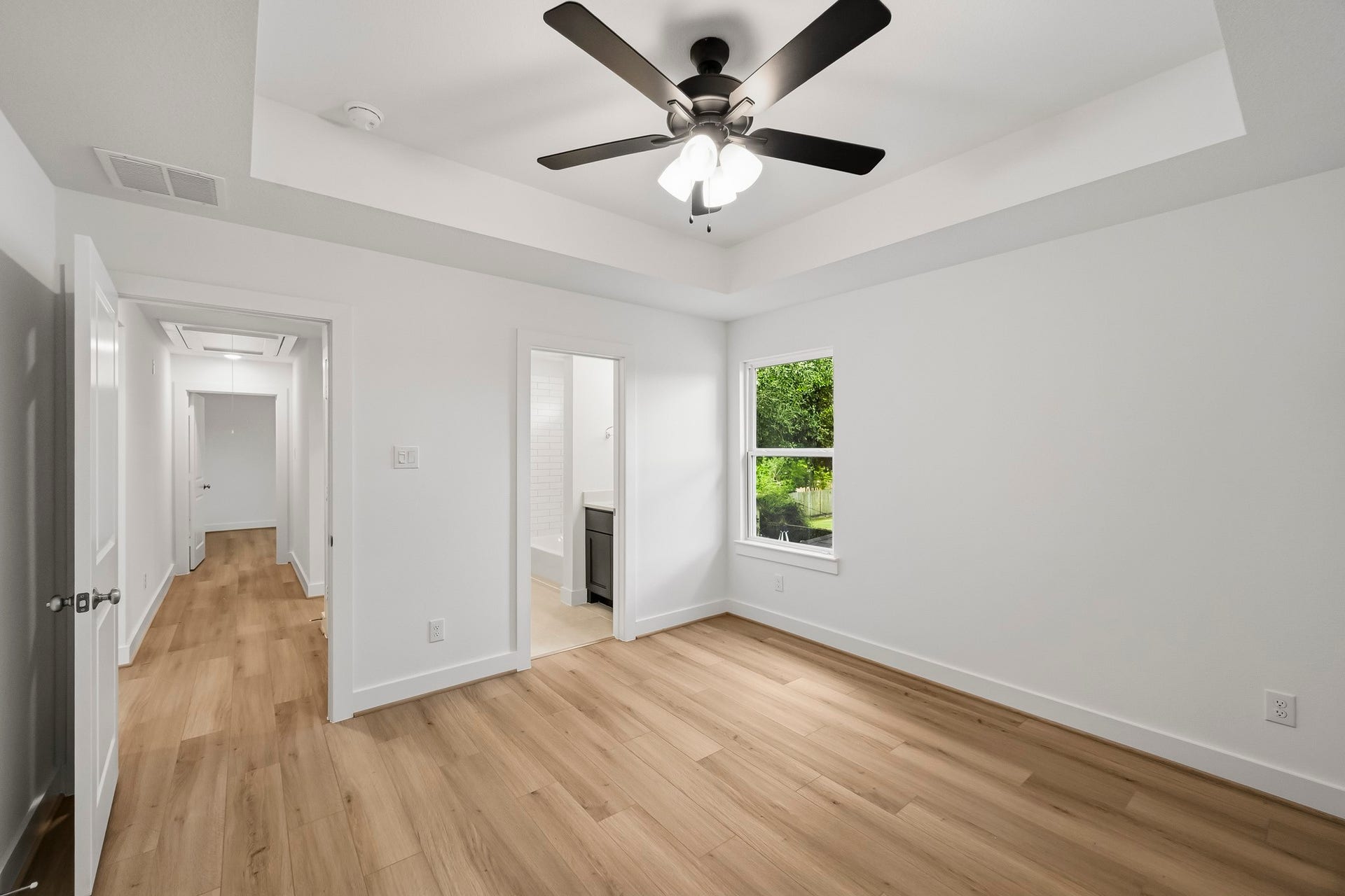 5109 Lido Lane, Houston, TX 77092 5109 Lido Lane, Houston, TX 77092