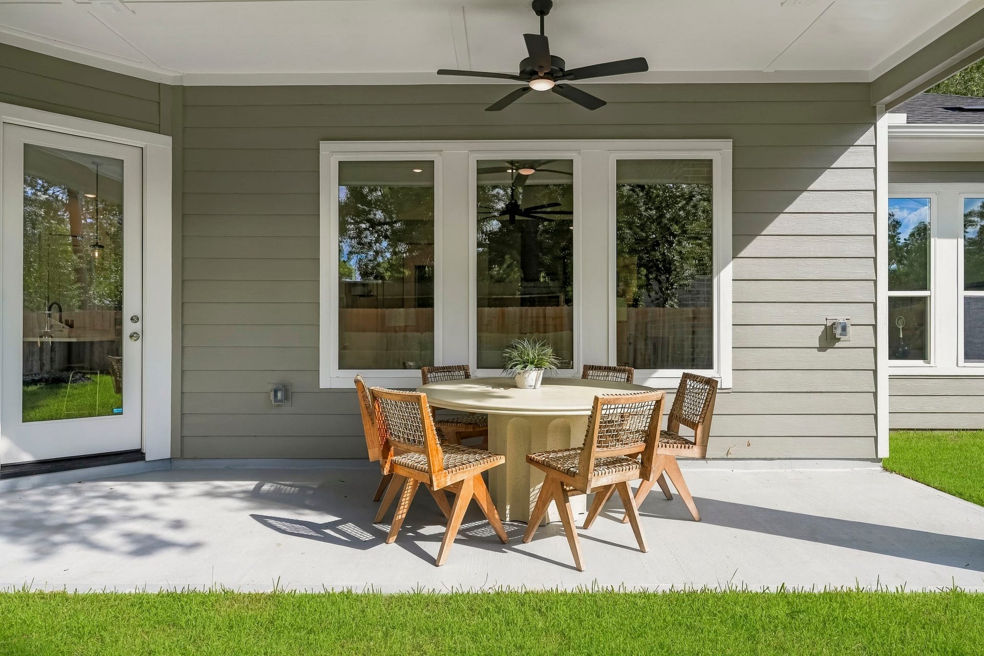 5109 Lido Lane, Houston, TX 77092 5109 Lido Lane, Houston, TX 77092