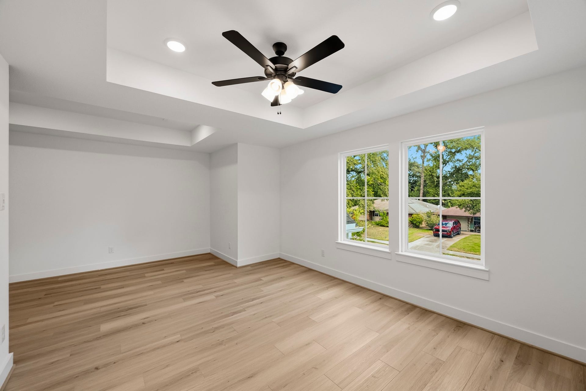 5109 Lido Lane, Houston, TX 77092 5109 Lido Lane, Houston, TX 77092
