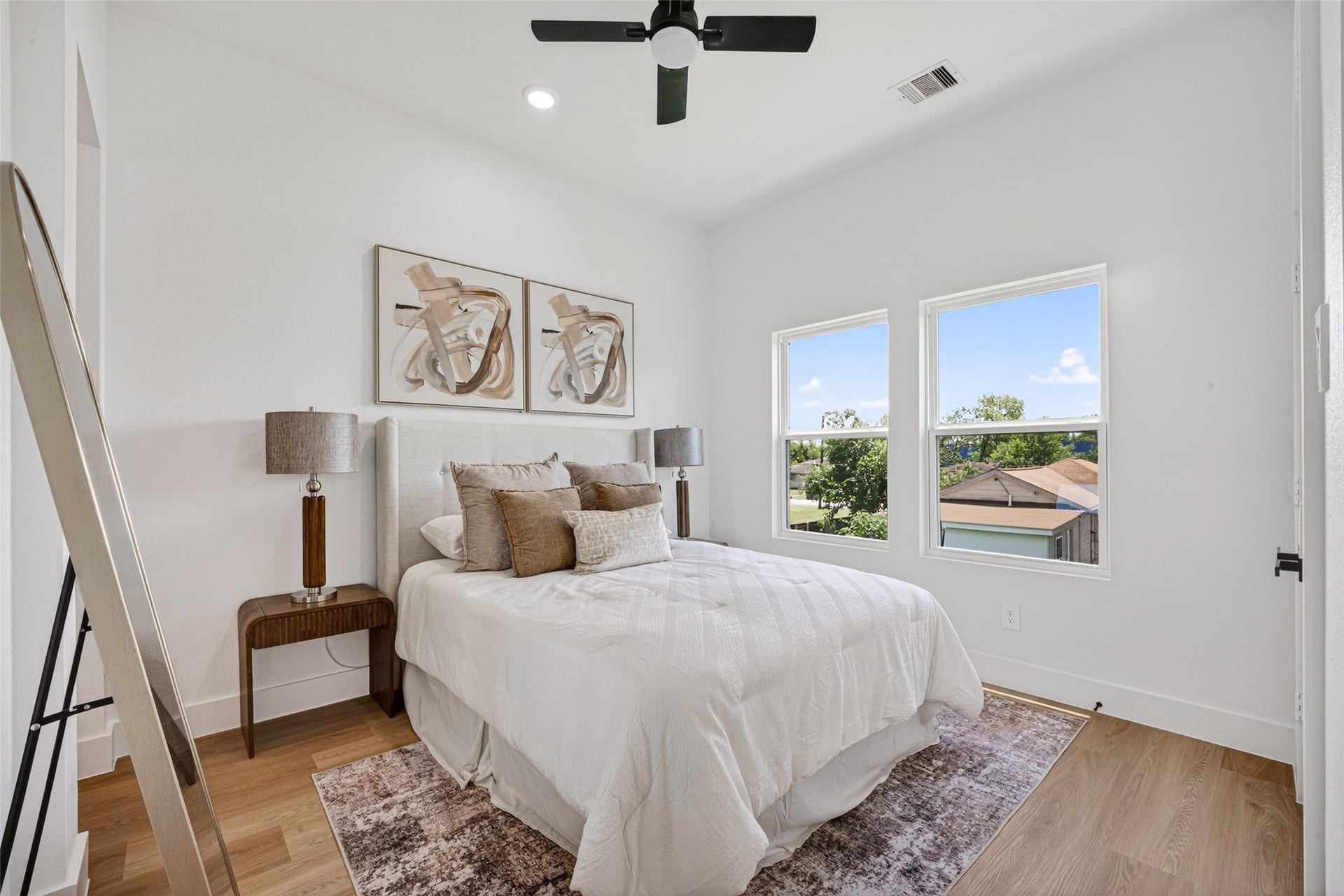 7836 Nashville St Unit A/B Street, Houston, TX 77028 Secondary bedroom