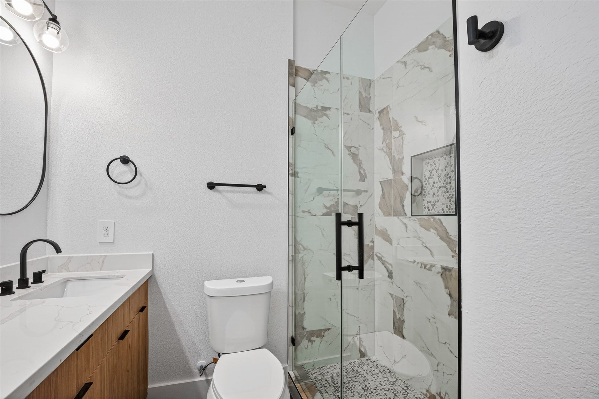 7836 Nashville St Unit A/B Street, Houston, TX 77028 7836 Nashville St Unit A/B Street, Houston, TX 77028