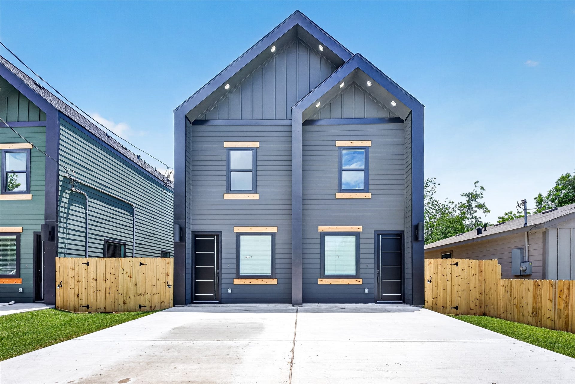 7836 Nashville St Unit A/B Street, Houston, TX 77028 Welcome to 7836 Nashville St!