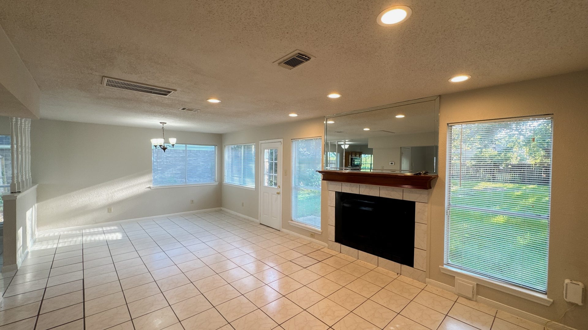 2919 Great Lakes Avenue, Sugar Land, TX 77479