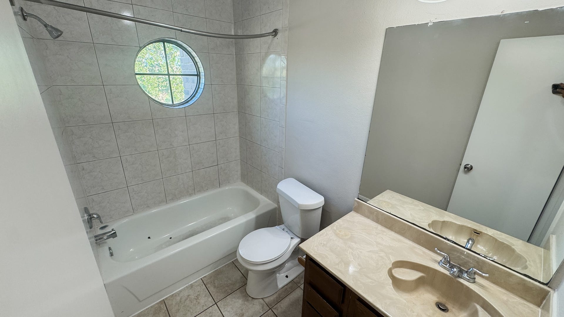 2919 Great Lakes Avenue, Sugar Land, TX 77479