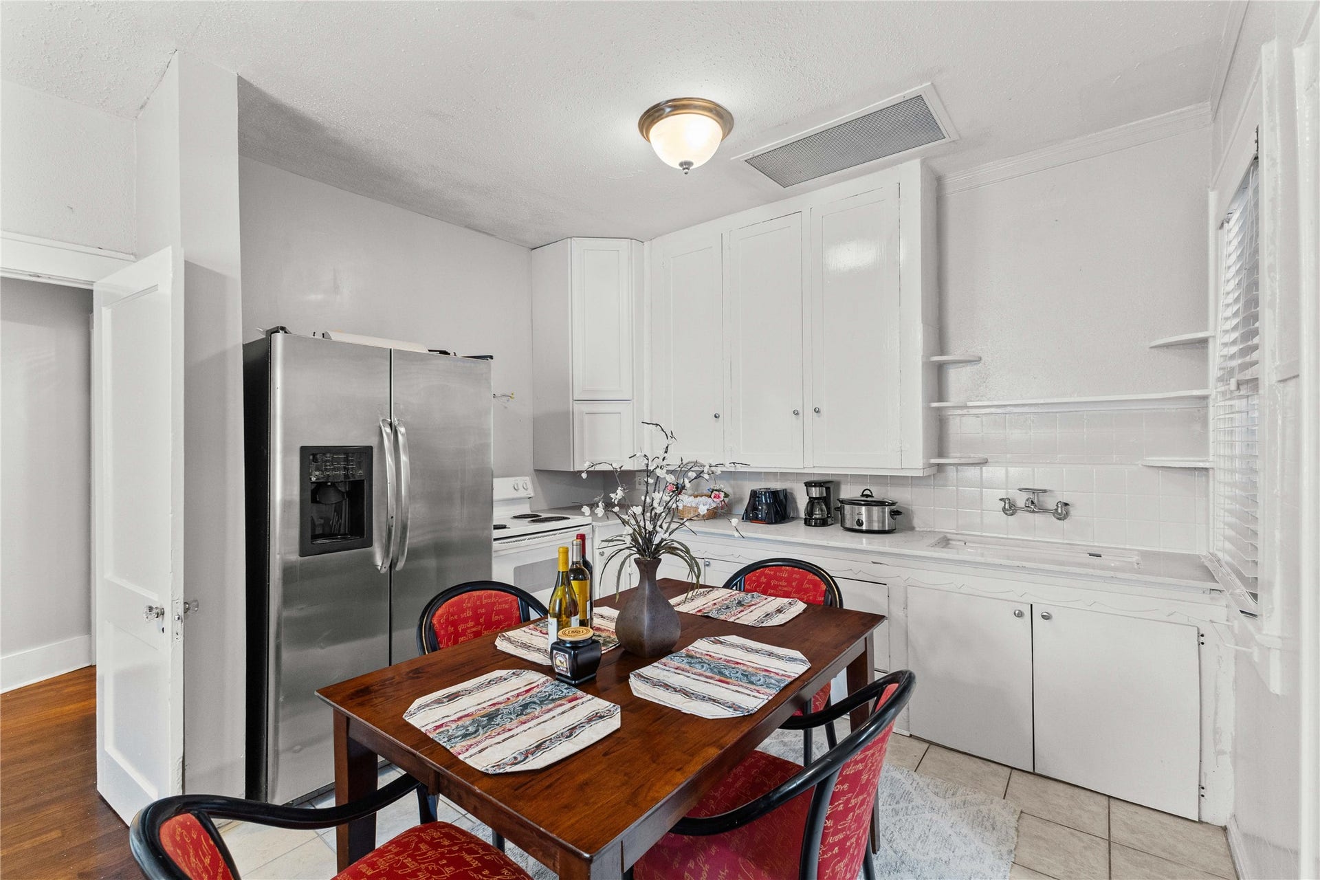 2511 Whitney, #A, Houston, TX 77006 2511 Whitney, #A, Houston, TX 77006