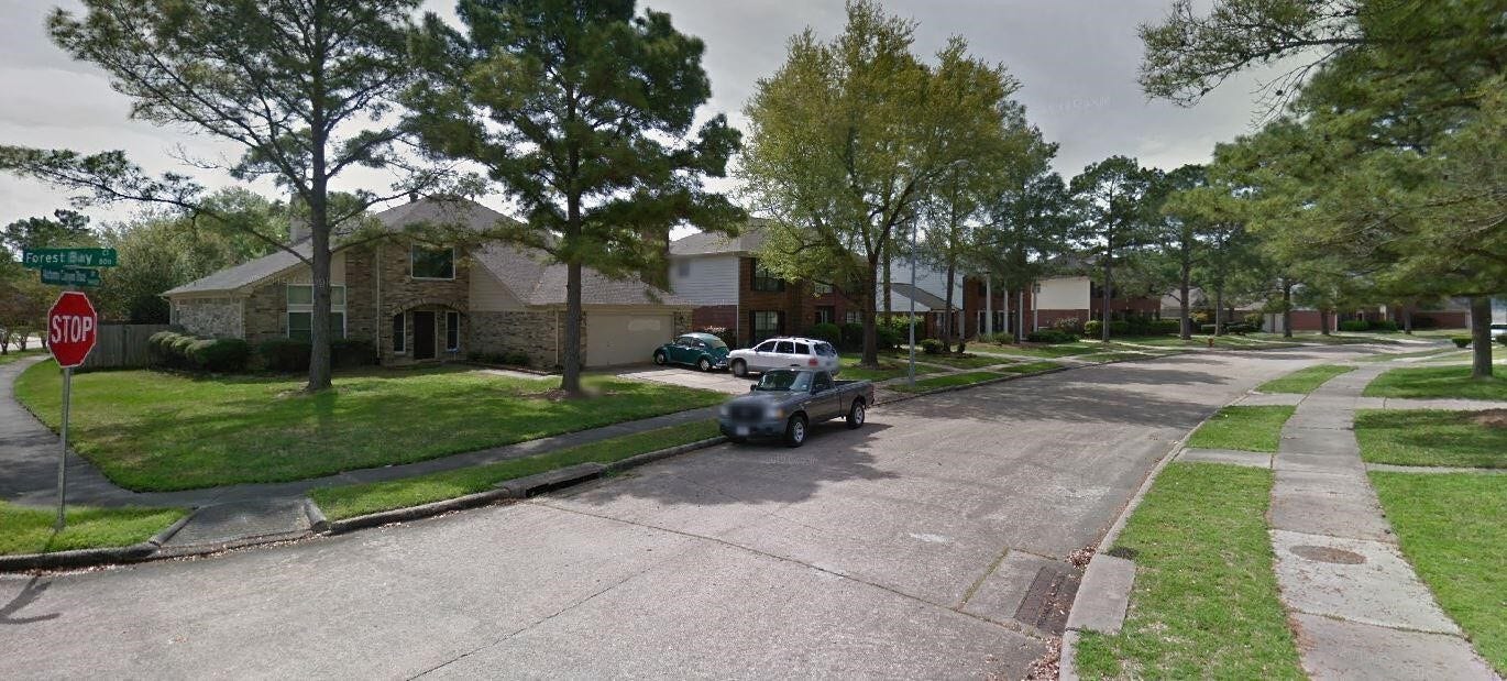 810 Forest Bay Court, Houston, TX 77062 810 Forest Bay Court, Houston, TX 77062