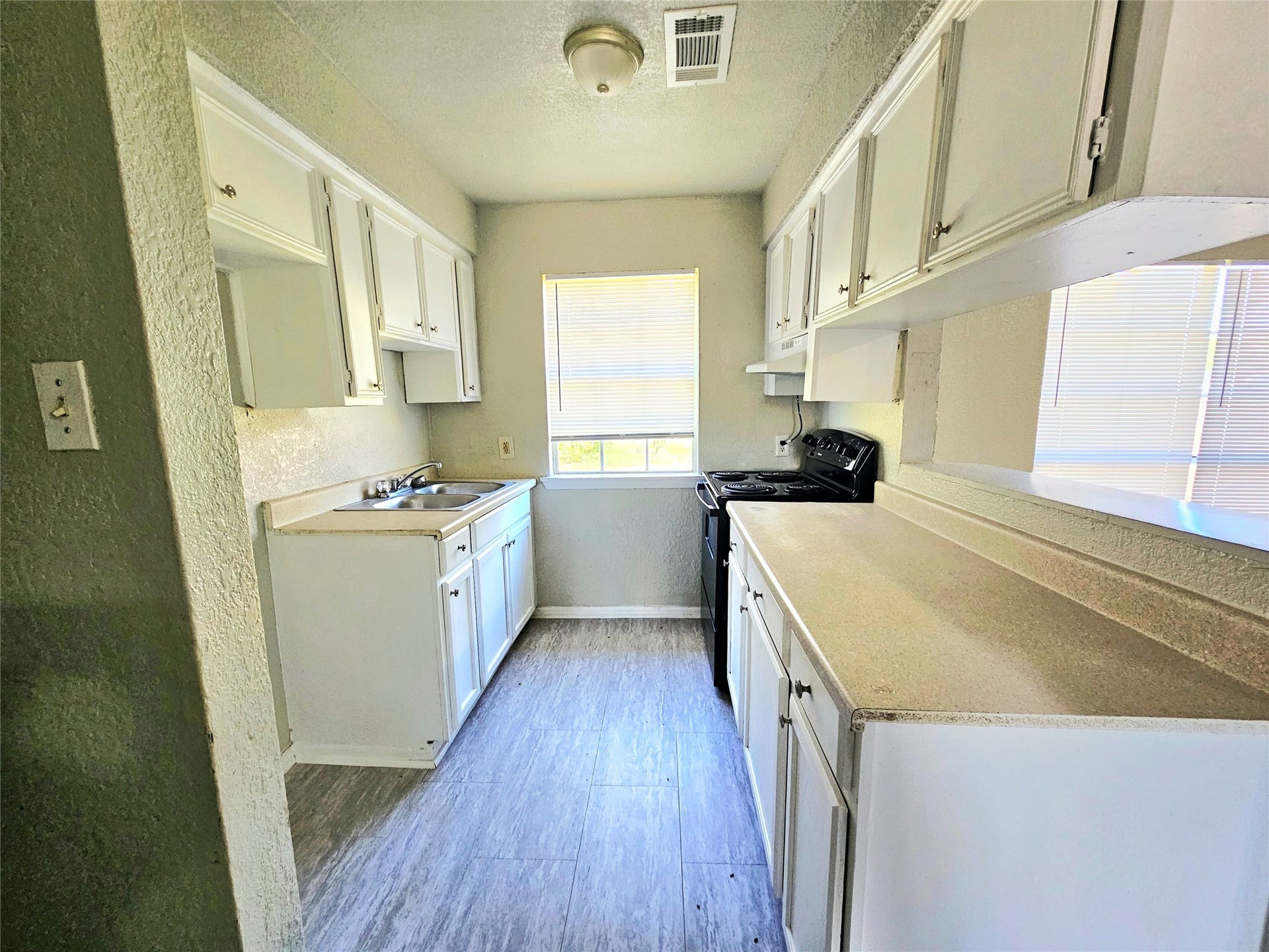 3316 Texas Avenue, Texas City, TX 77590 3316 Texas Avenue, Texas City, TX 77590