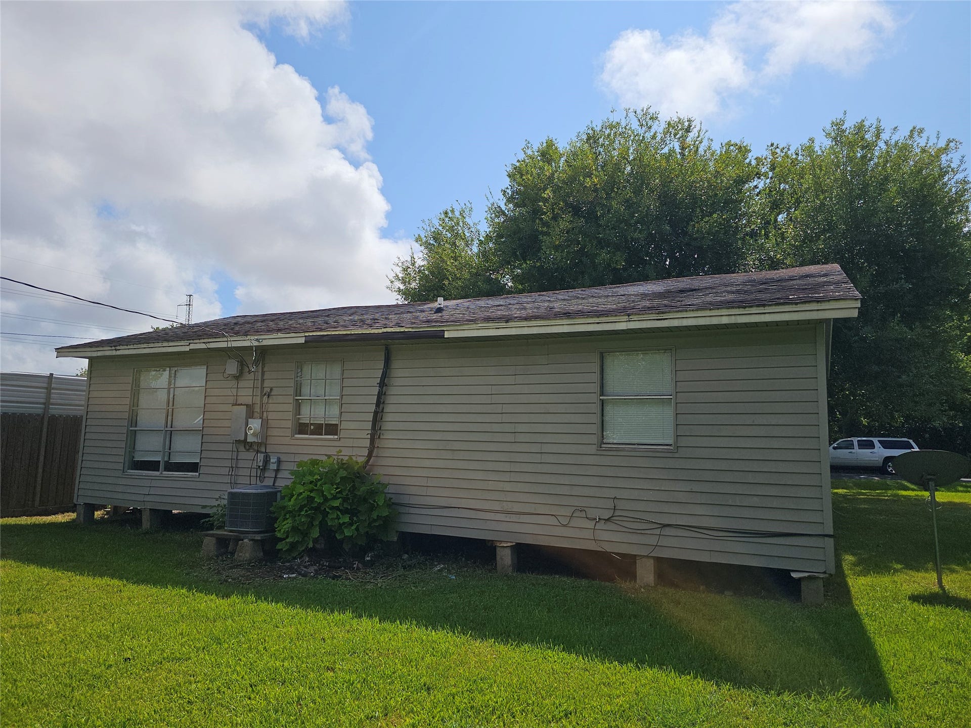 3316 Texas Avenue, Texas City, TX 77590 3316 Texas Avenue, Texas City, TX 77590