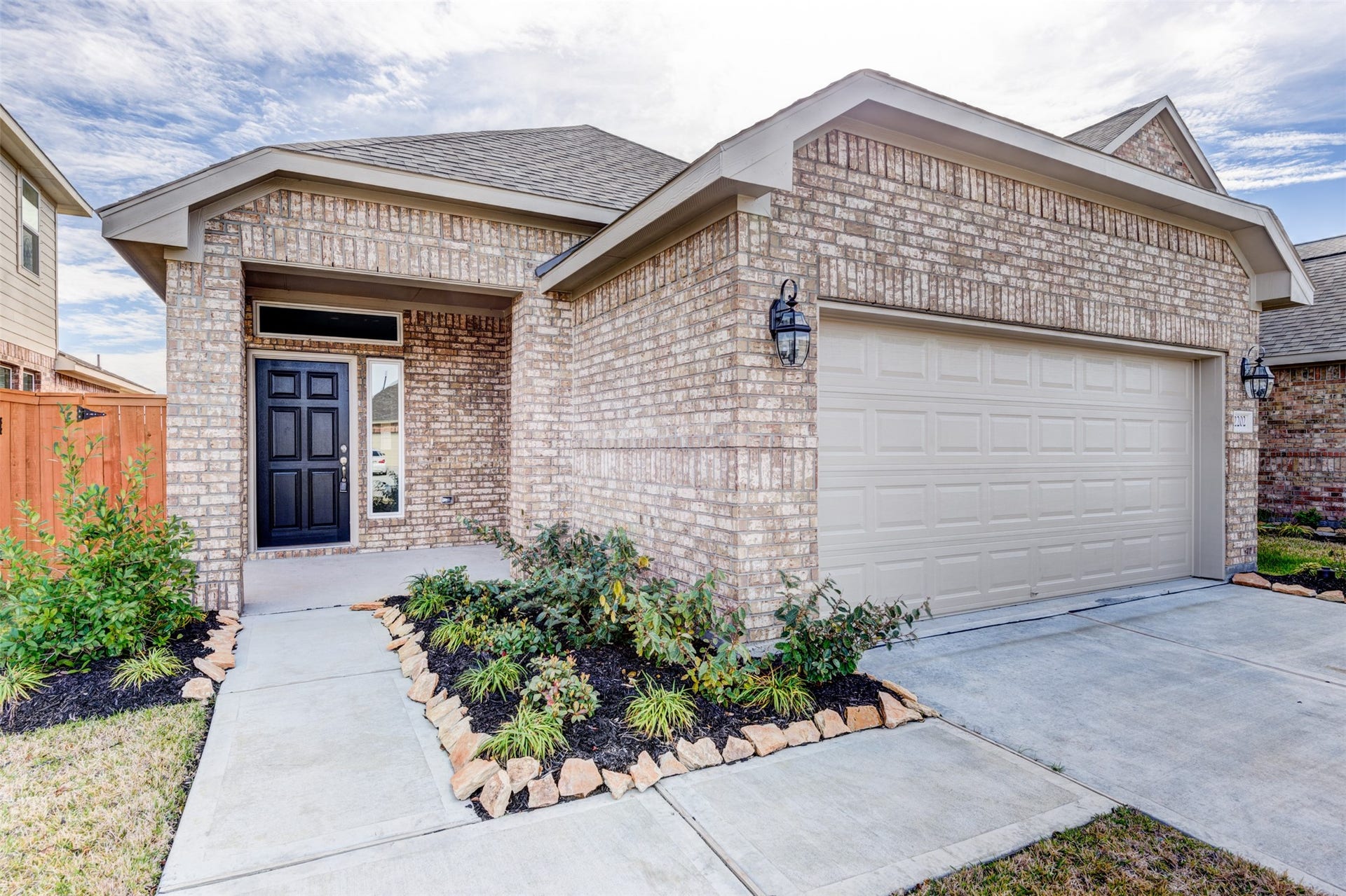 2202 Windy Grove Drive, Texas City, TX 77568 Great curb appeal!